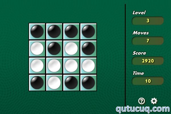 Игра черные и белые фишки. Игра реверси ссср квадратура. Игра повернуть картинку. Игра с переворачиванием черно белых. Реверси игра.